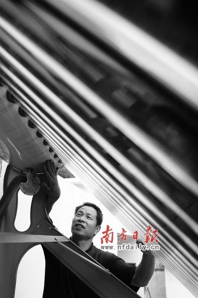 河南南陽：太陽送暖過大年(圖)