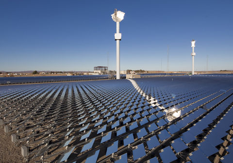 海南首個聚焦光熱發電示范項目建成發電