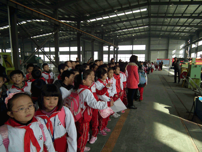 【桑樂】太陽能重教育 淮安小學生參觀基地