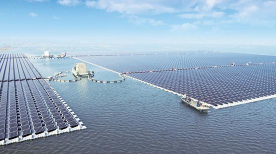 位于安徽省的全球最大浮動式<a href=/topic/1206.html target=_blank>太陽能</a>電站